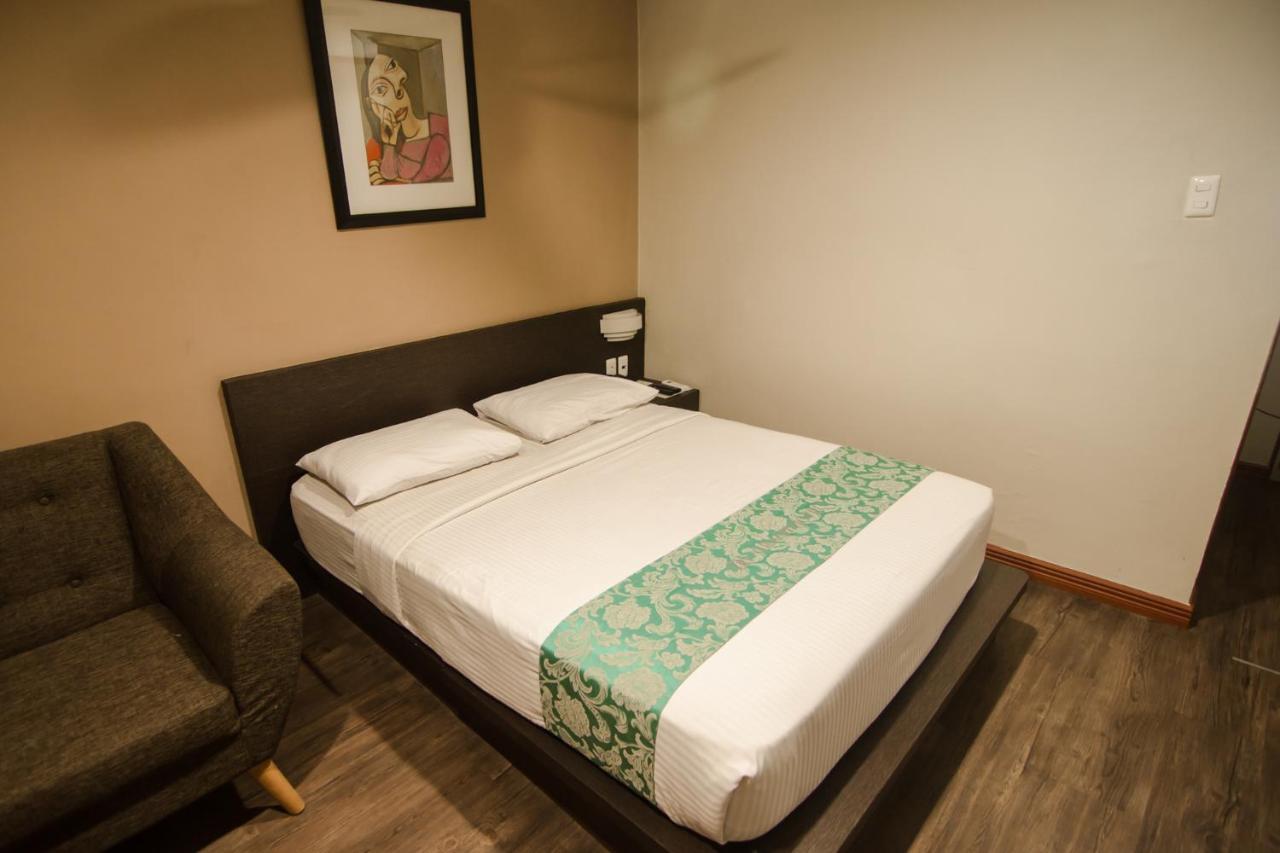 Dg Grami Hotel Paranaque City Exterior photo