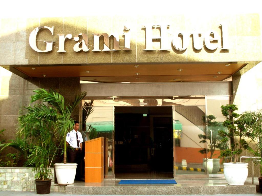 Dg Grami Hotel Paranaque City Exterior photo
